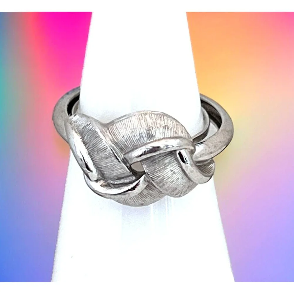 Vintage 1970s Avon Ring Adjustable Knot Textured Silver Tone - 5W